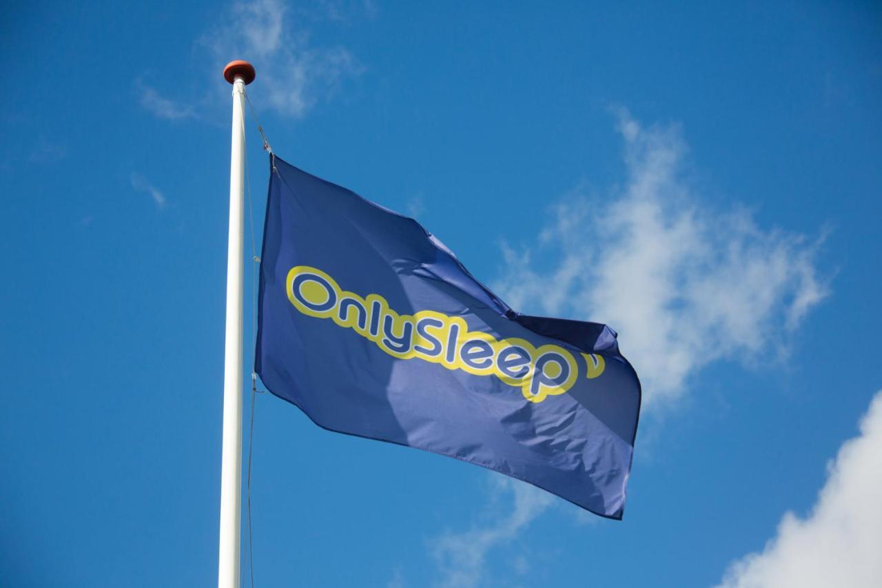 ホテル Onlysleep Trafikcenter スラーエルセ エクステリア 写真